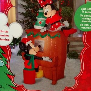 Disney 7.5 ft Light Up Mickey & Minnie Mouse. Mickey Playing Piano and Minnie